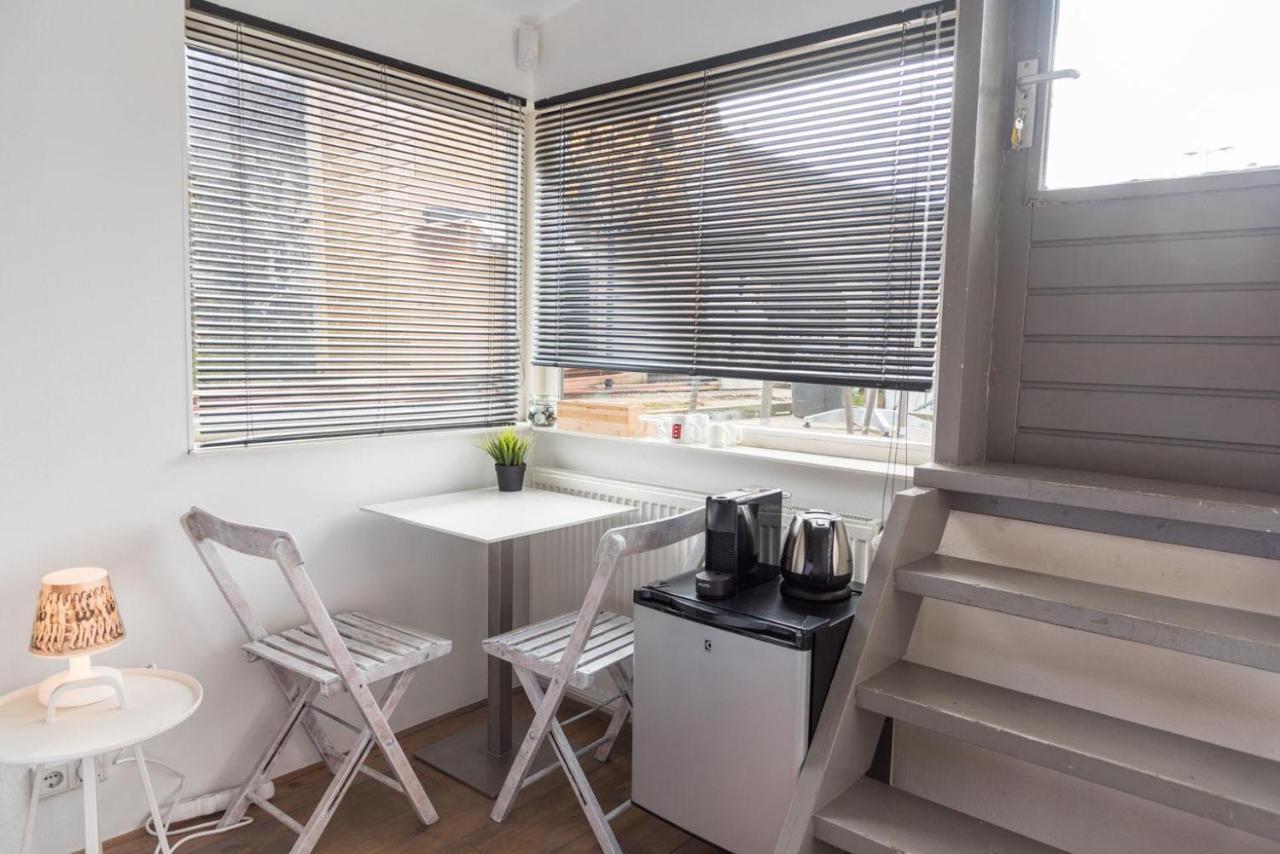 암스테르담 Houseboat Next To Amstel B&B 외부 사진