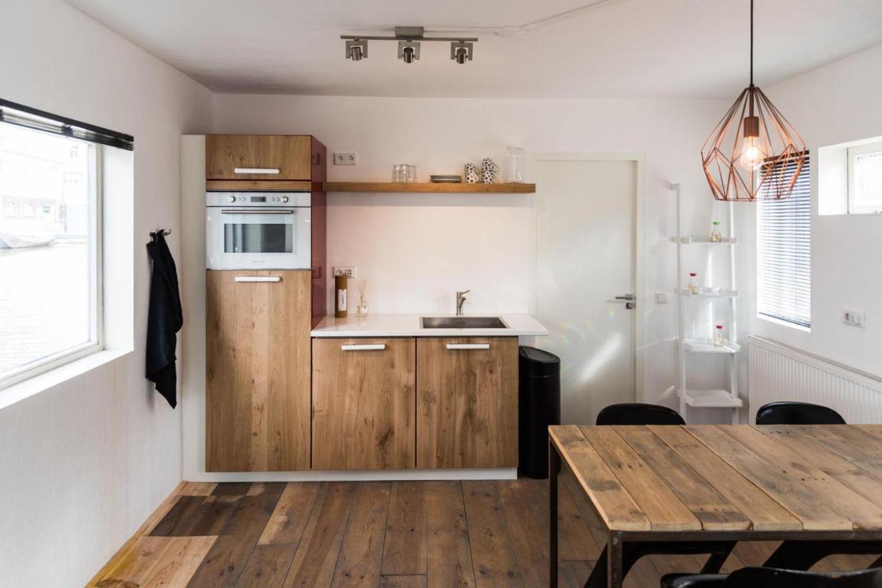 암스테르담 Houseboat Next To Amstel B&B 외부 사진